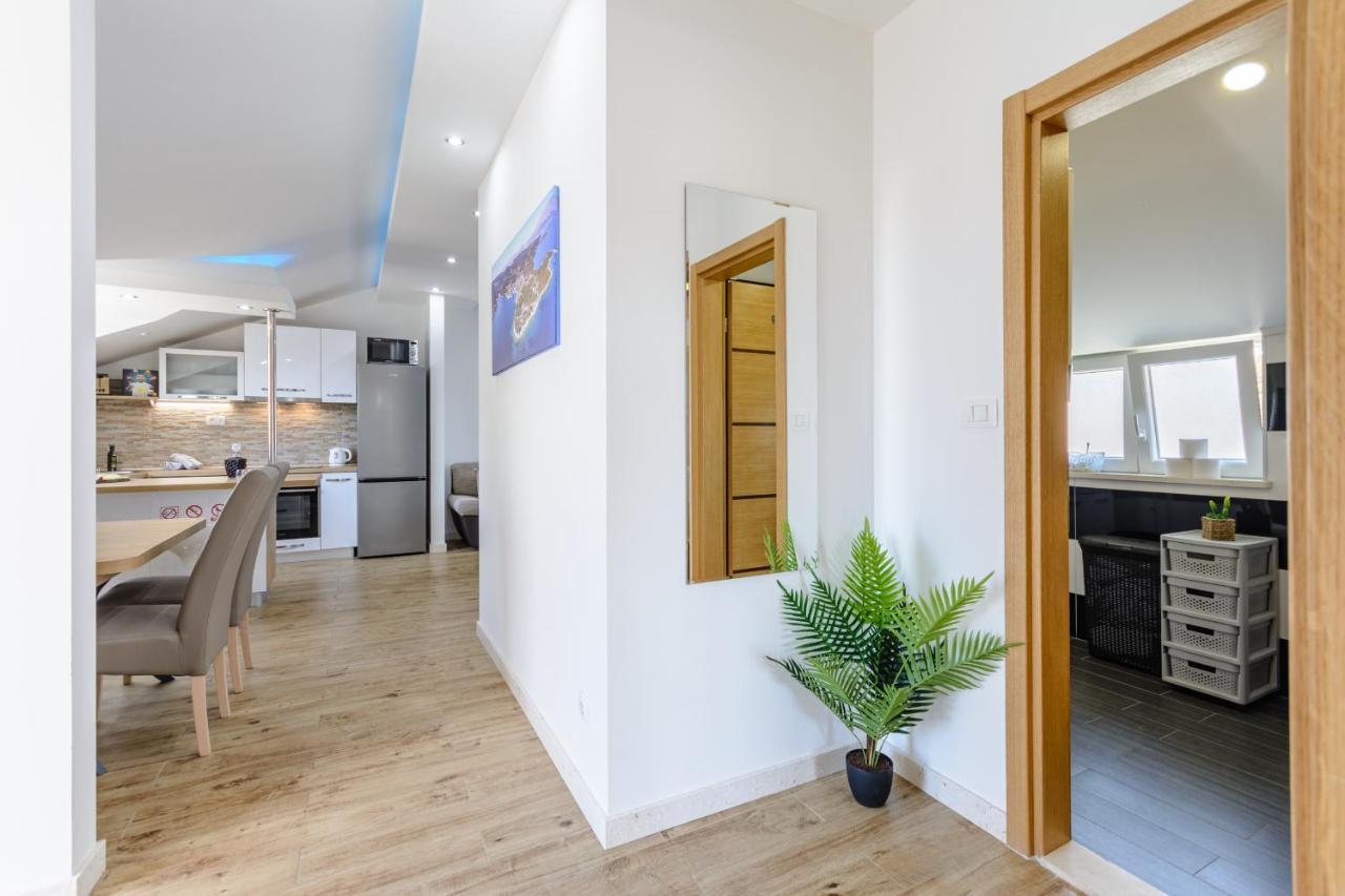 Apartment Darka 1 ซูมาร์ติน ภายนอก รูปภาพ